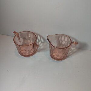 Depression glass pink creamer and sugar. Ice cube design in excellent condition.